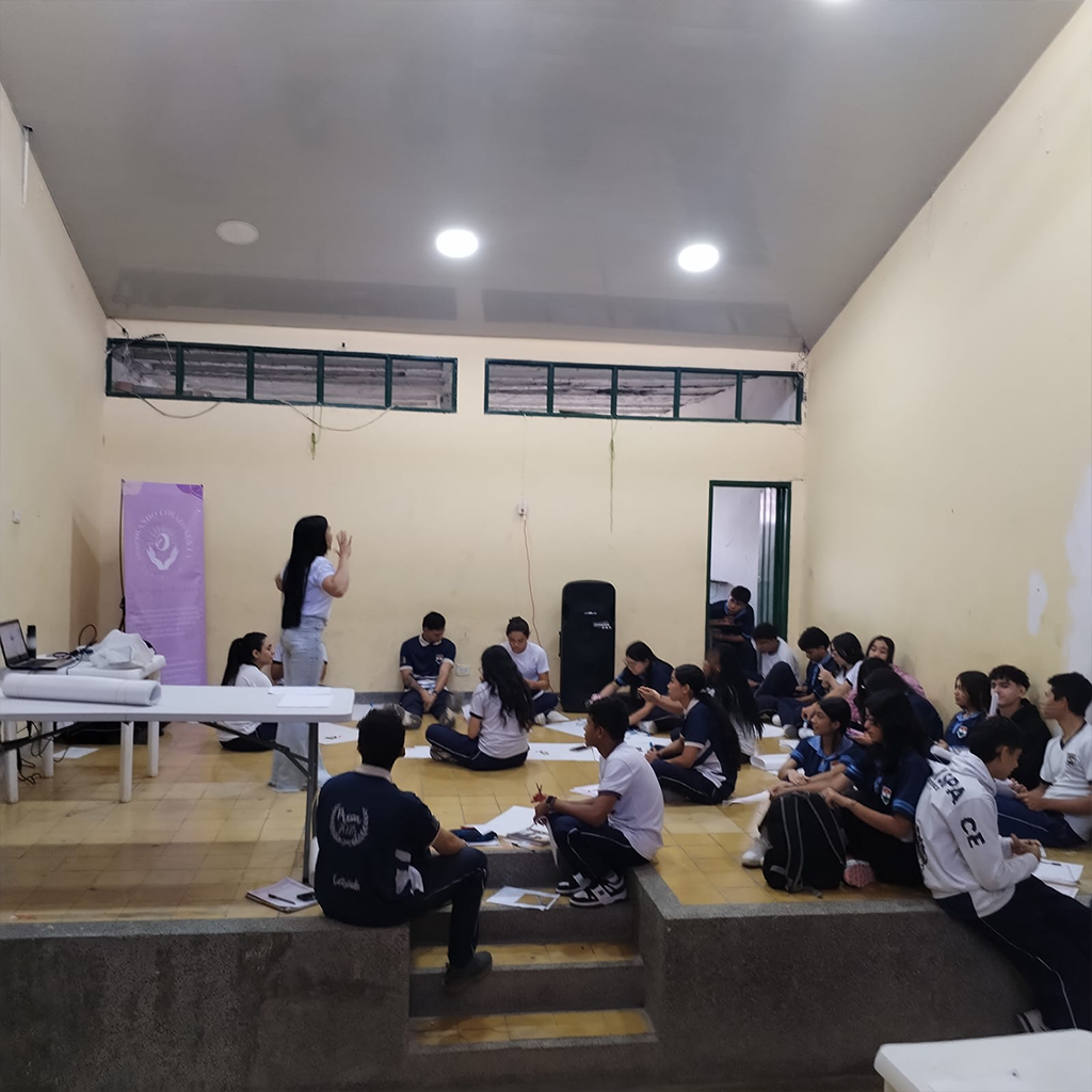 Tejiendo Esperanza: Compromiso con la Dignidad y el Bienestar Humano 6